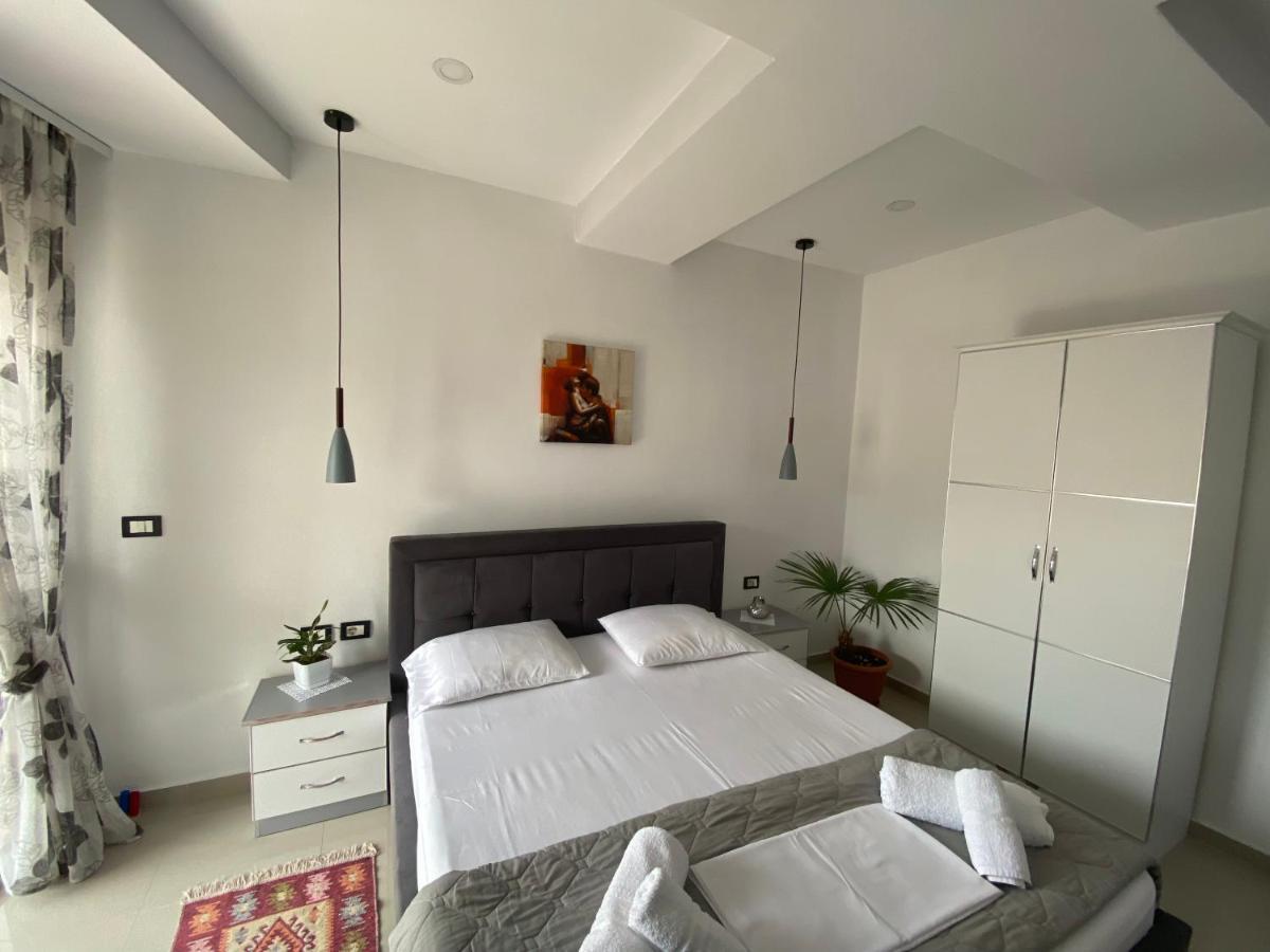 Guest'S Apartament Поградец Екстер'єр фото
