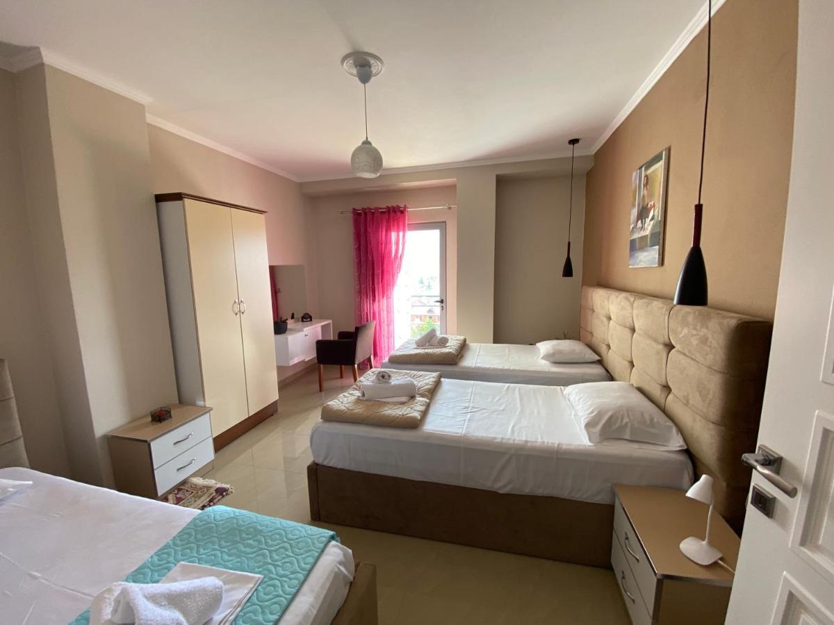 Guest'S Apartament Поградец Екстер'єр фото