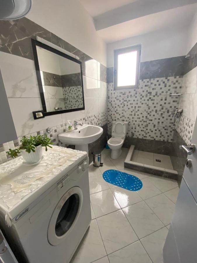 Guest'S Apartament Поградец Екстер'єр фото