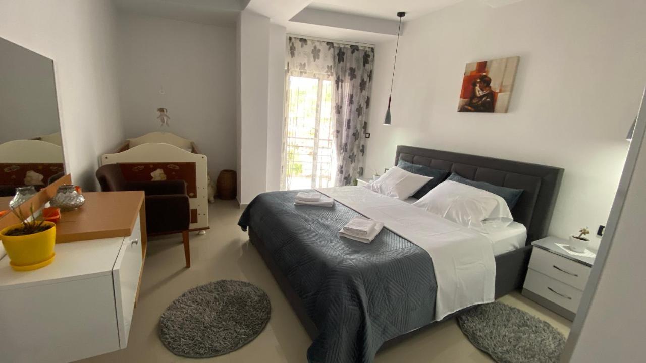 Guest'S Apartament Поградец Екстер'єр фото