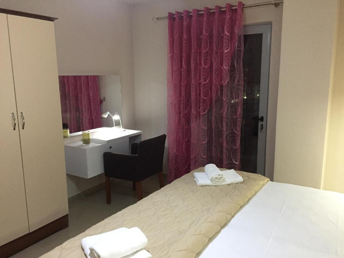 Guest'S Apartament Поградец Екстер'єр фото